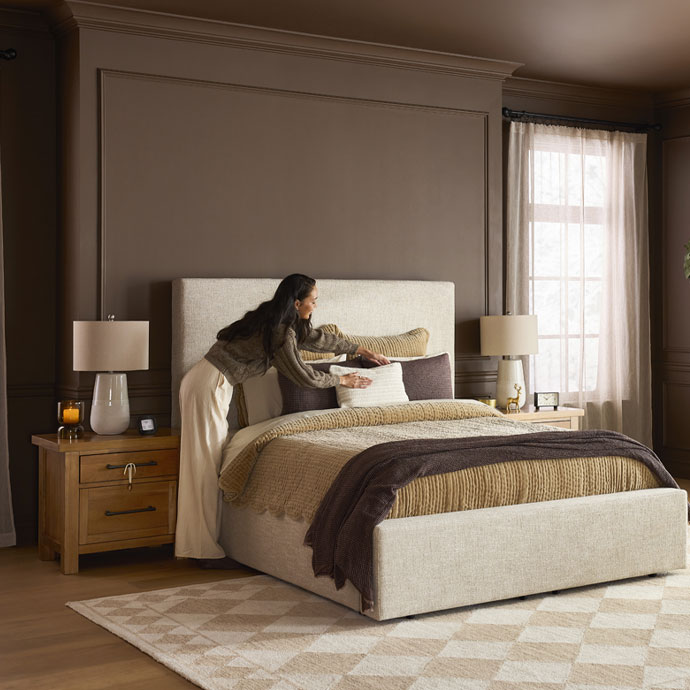 A women making the bed