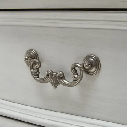 B795-HANDLE-DETAIL.webp