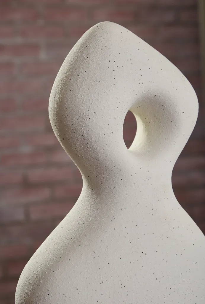 Arthrow Sculpture-3.webp