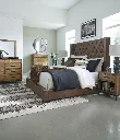 Ashley Steenlage Queen Bed - Brown / w/o Slats