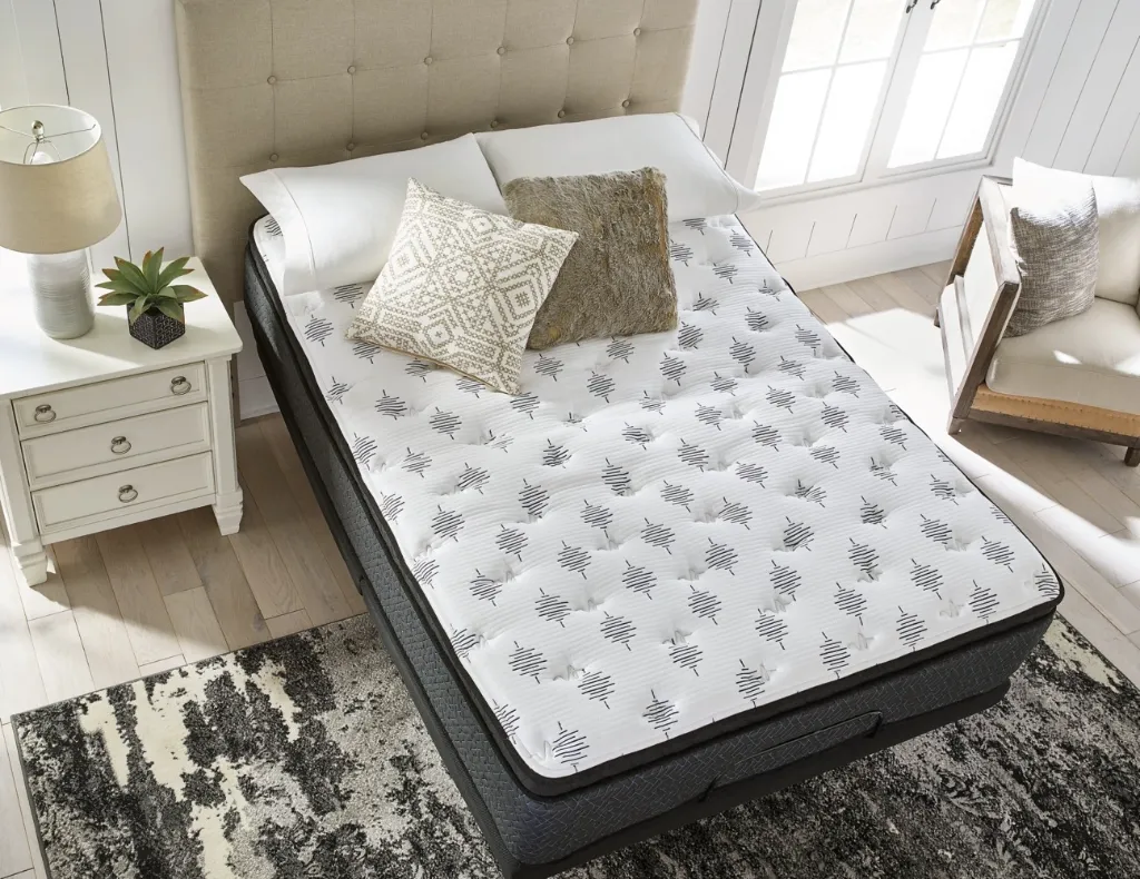 Ashley Ultra Luxury Firm Tight Top with Memory Foam Queen Mattress - 14"